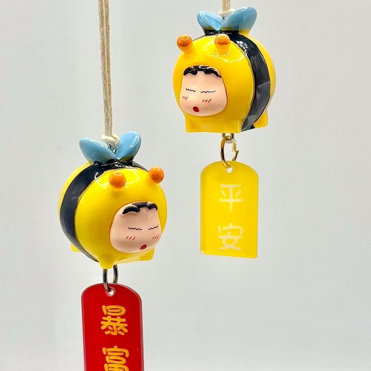 Crayon Shin-chan Bee Cosplay F - огляд і ціна Car Accessories Website