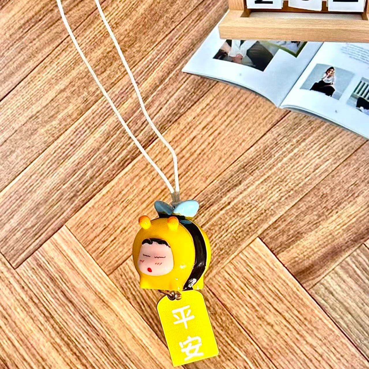 Crayon Shin-chan Bee Cosplay F - огляд і ціна Car Accessories Website